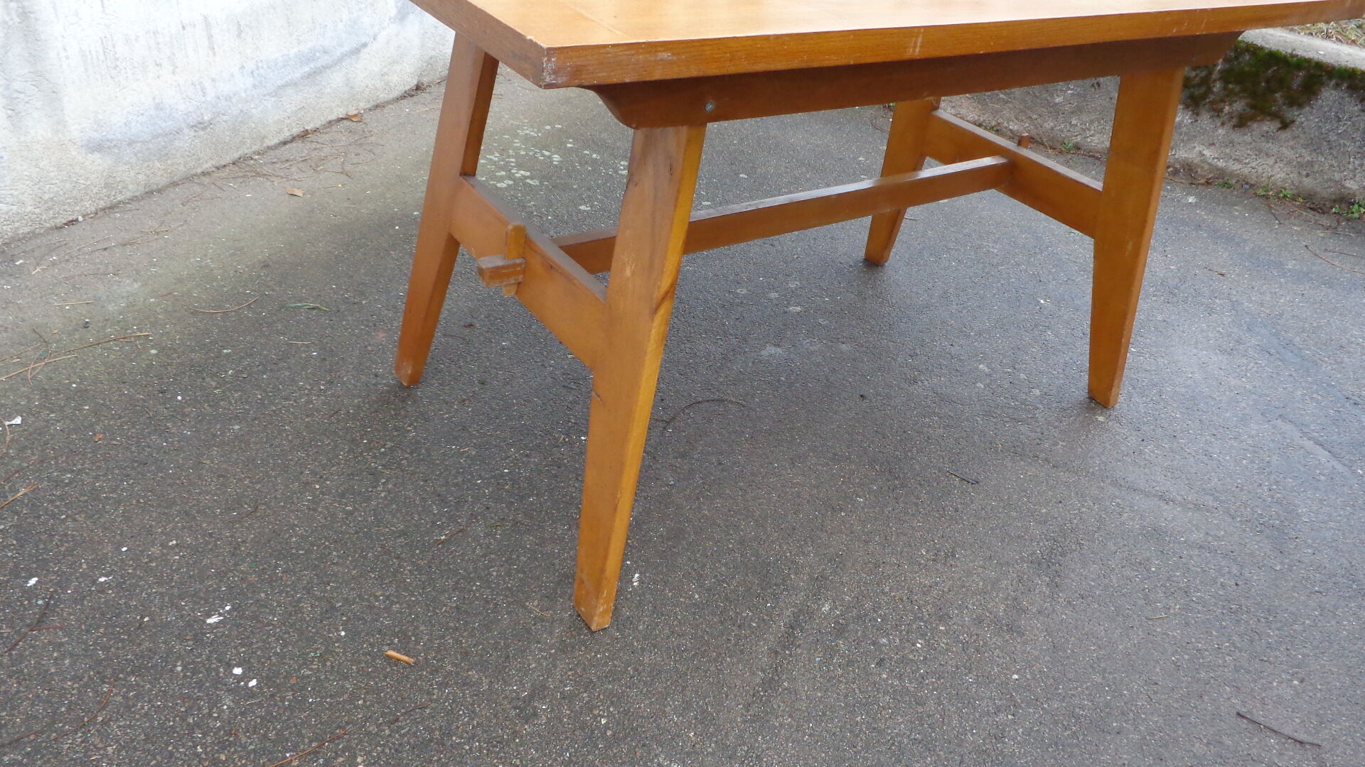 Mru table, René Gabriel