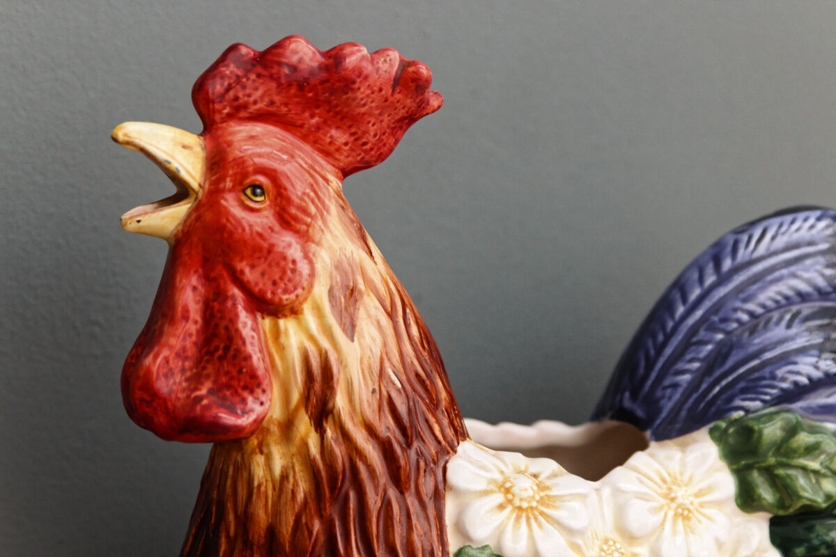 Carafe, pitcher rooster slurry