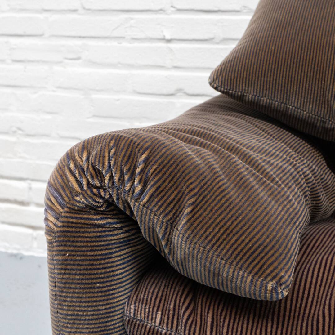 Cassina Maralunga Two-seater Sofa