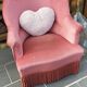 Pink velvet toad armchair with fringes