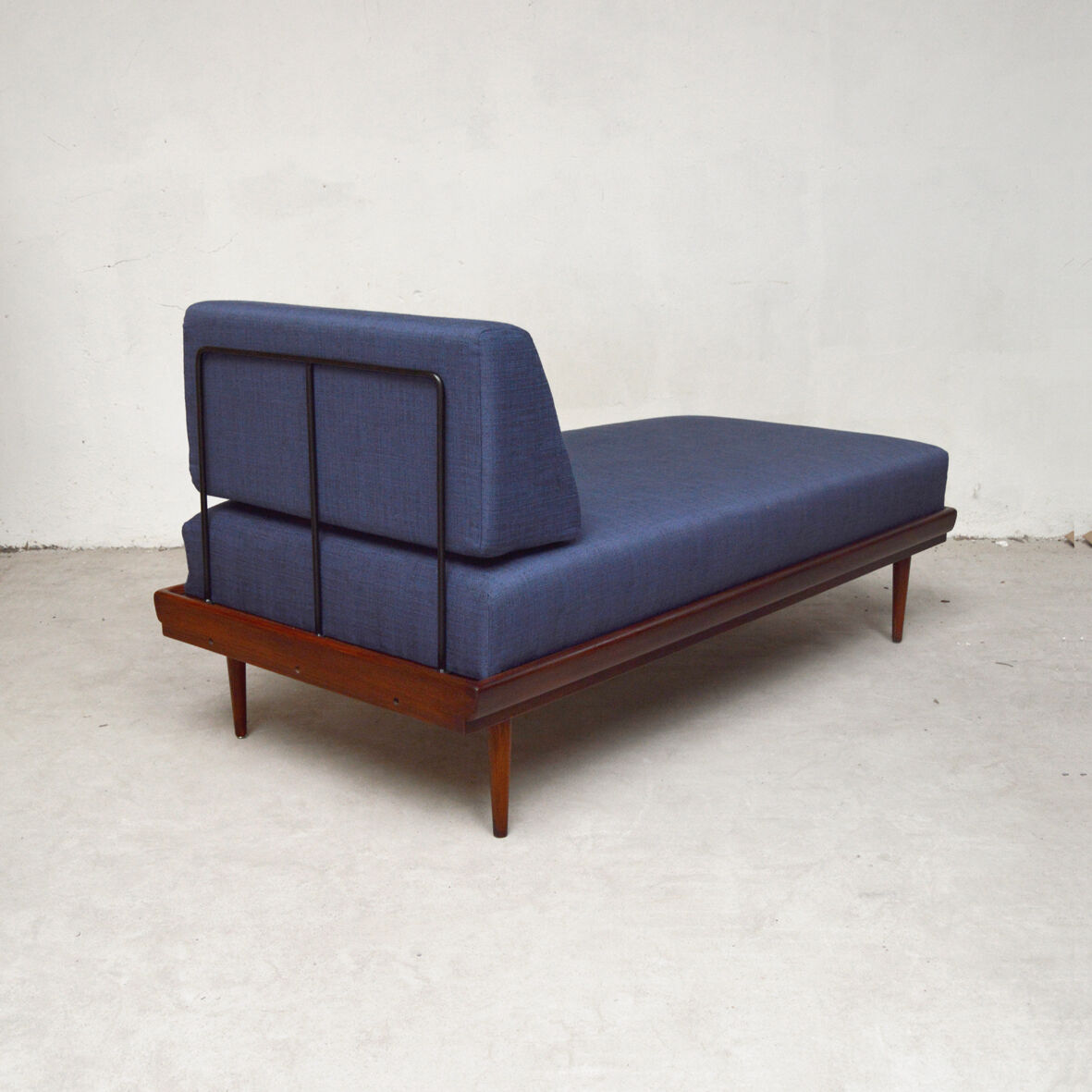 Restored daybed by Wilhelm Knoll 1950