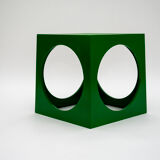 Seventie's graphical nesting tables