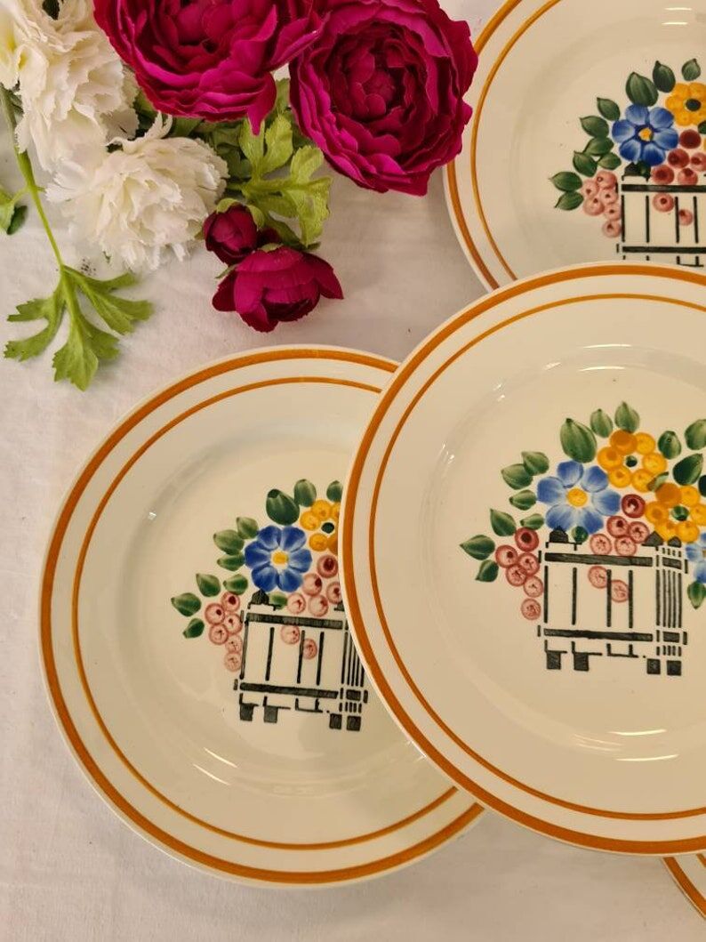 Set of 6 plates manufactured French HBCM