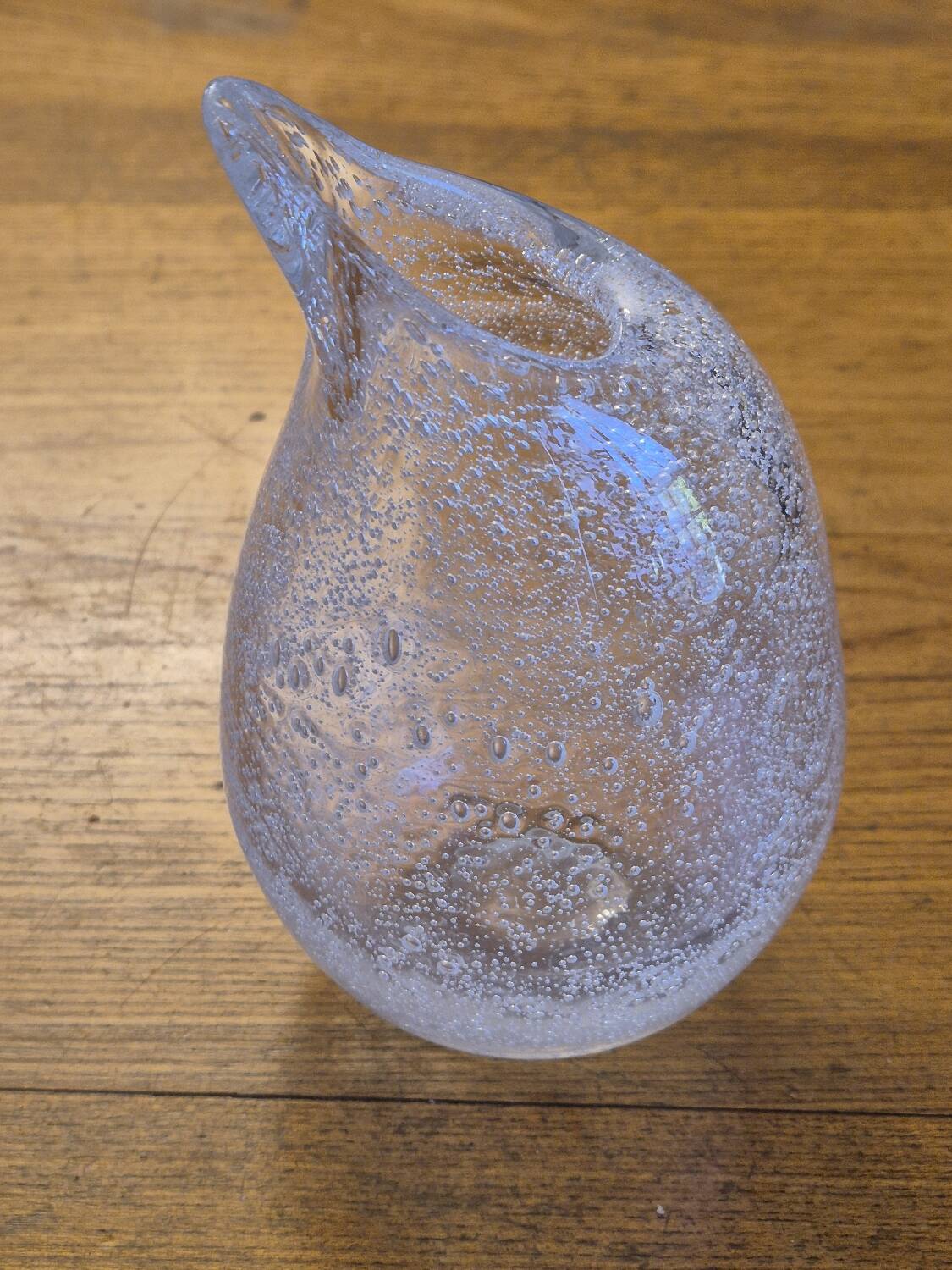 Small bubbled vase in blown glass