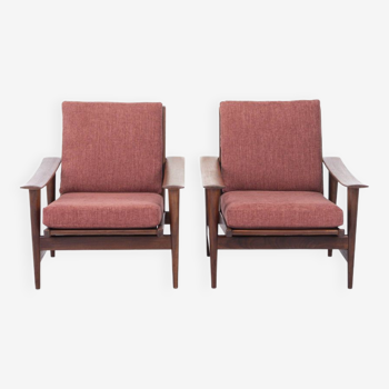 Set of two vintage lounge chairs