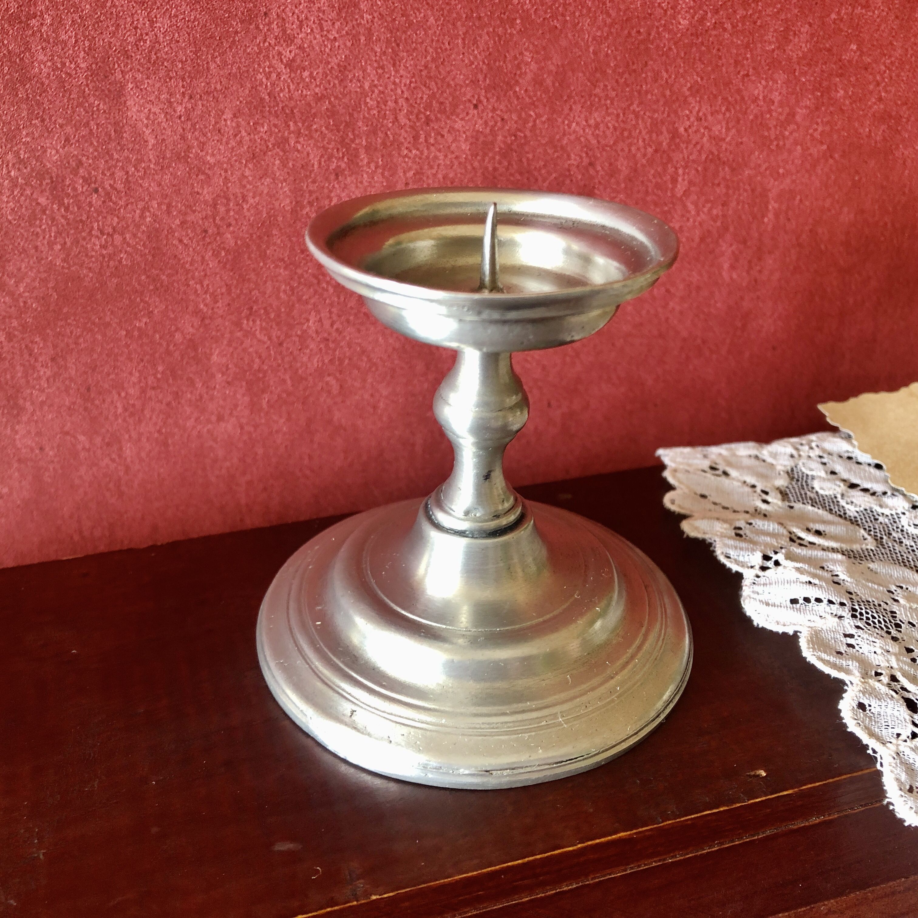 Candle holder prick candle in tin punch lion standing