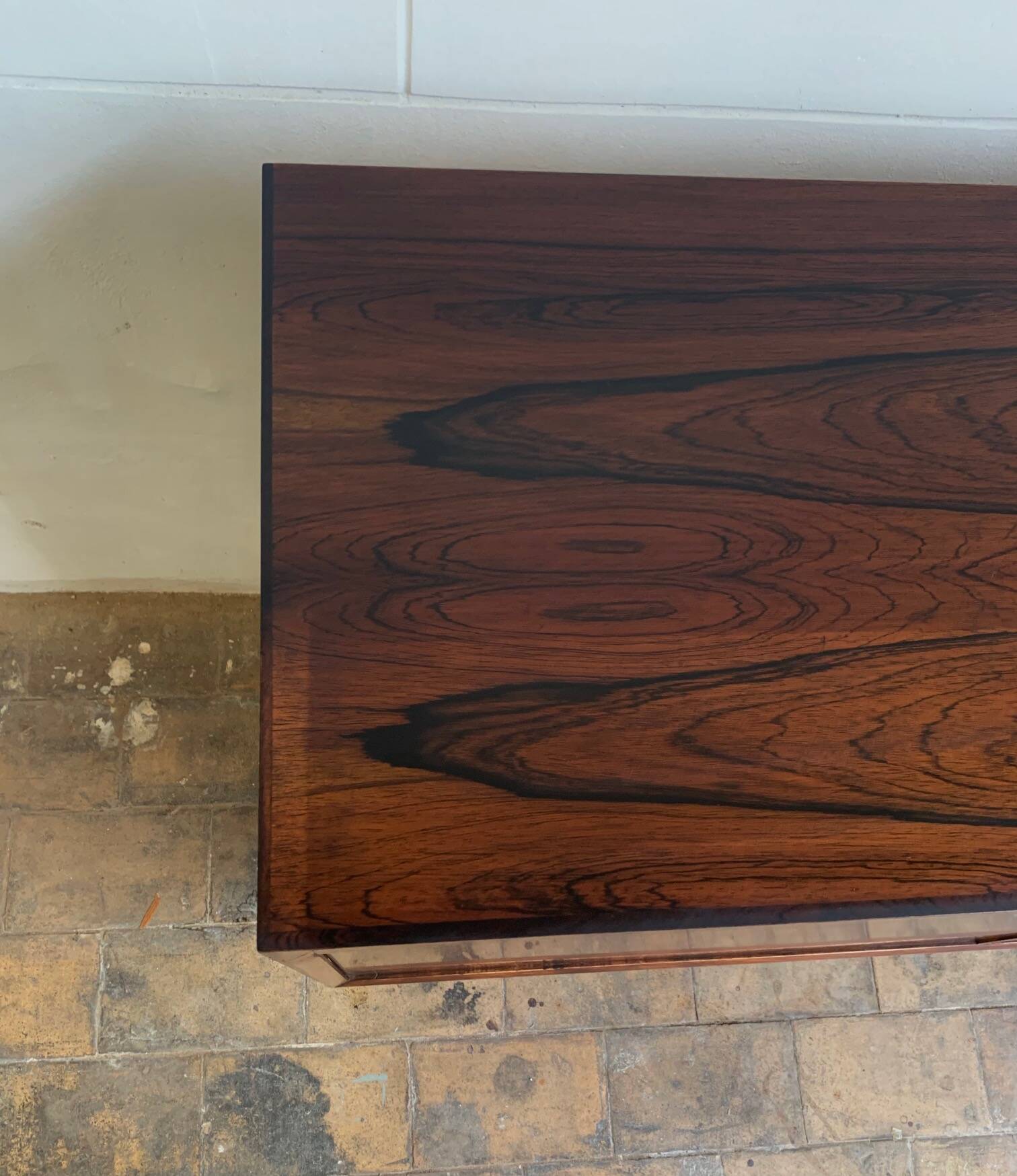 Buffet -Enfilade scandinave en palissandre des années 1960.