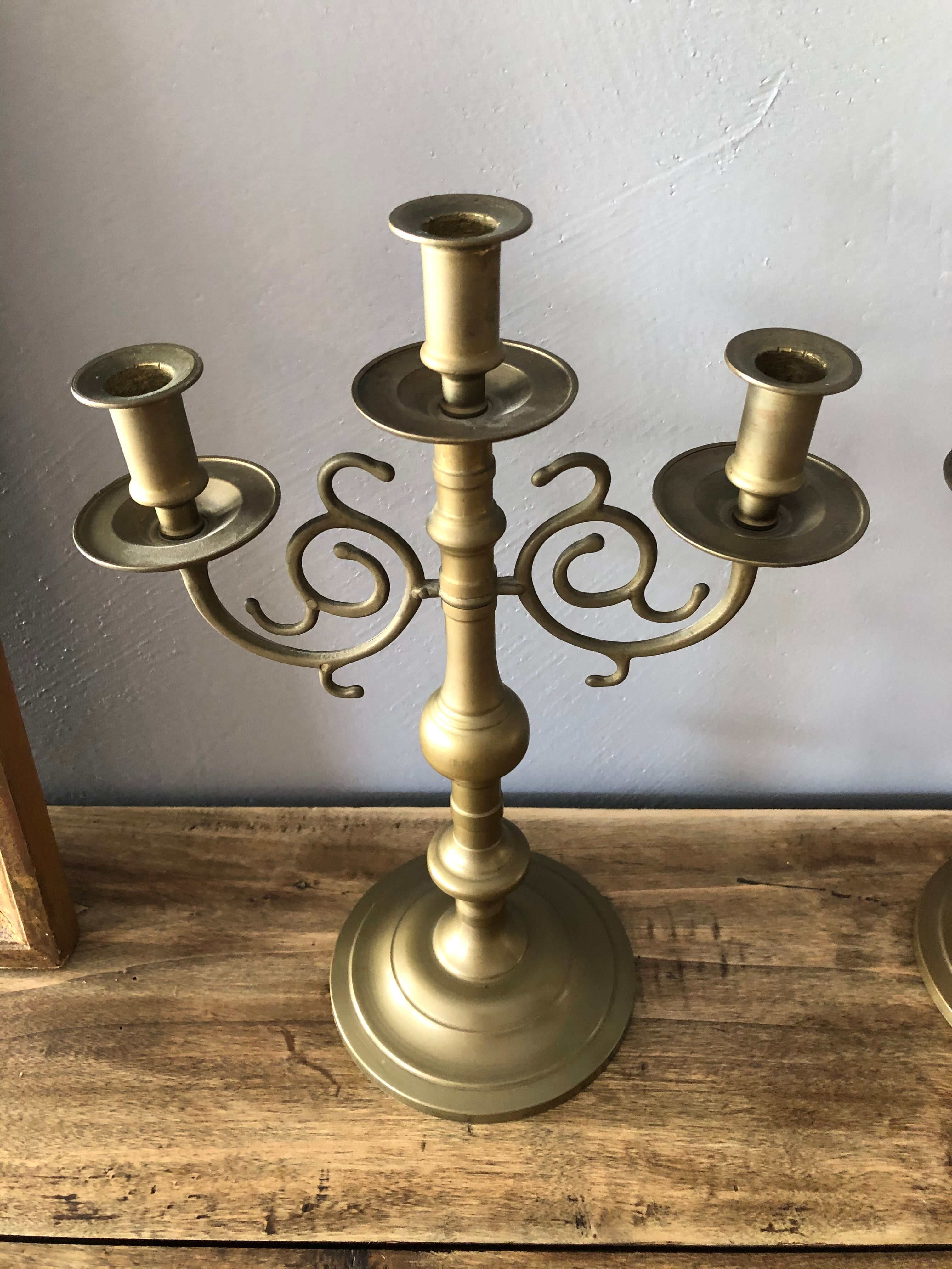 Duo de chandeliers en laiton