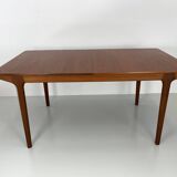 Vintage dining table by McIntosh 1960's