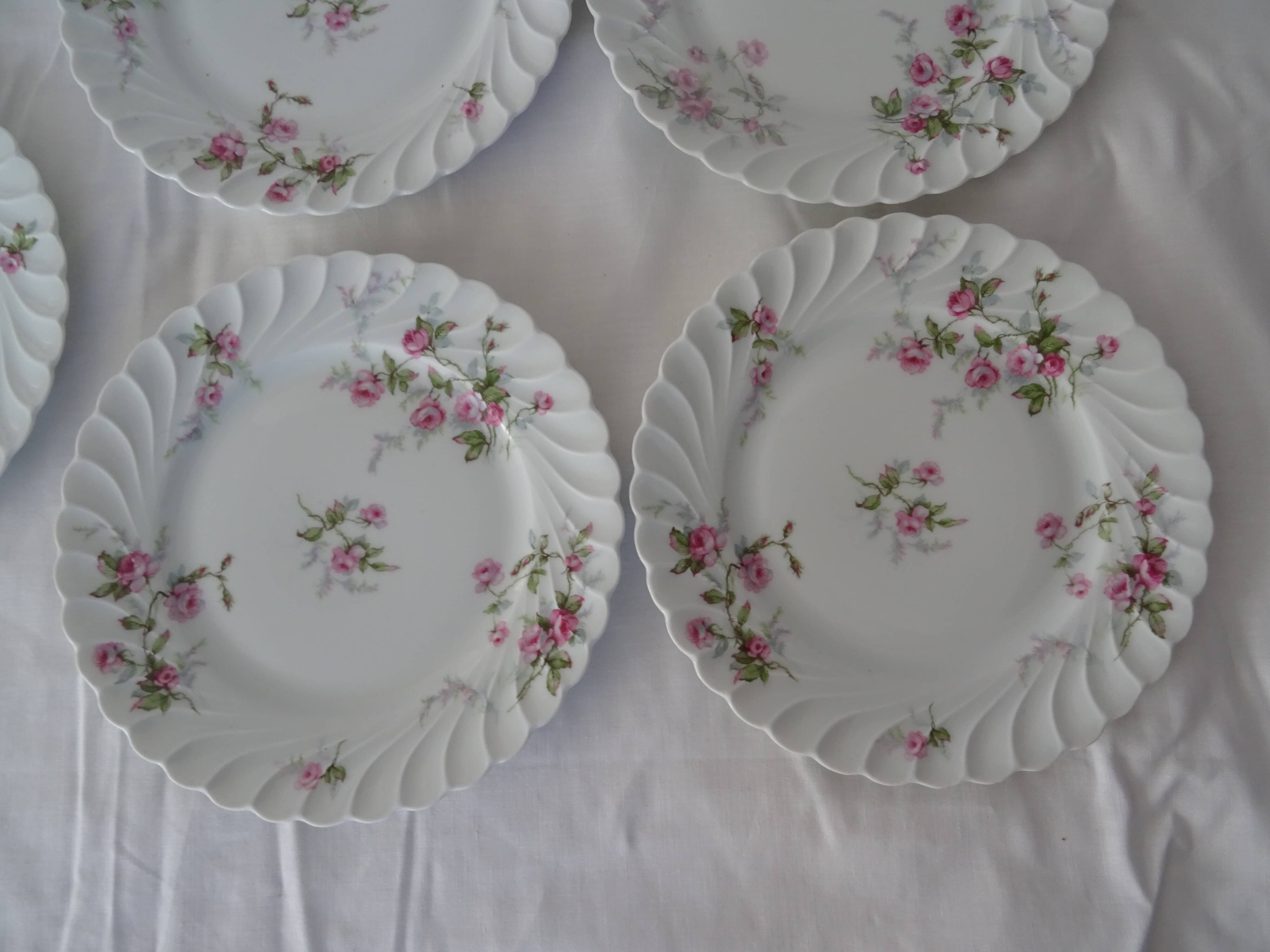 8 flat plates Haviland 426112 Sylvie flowers small roses Limoges