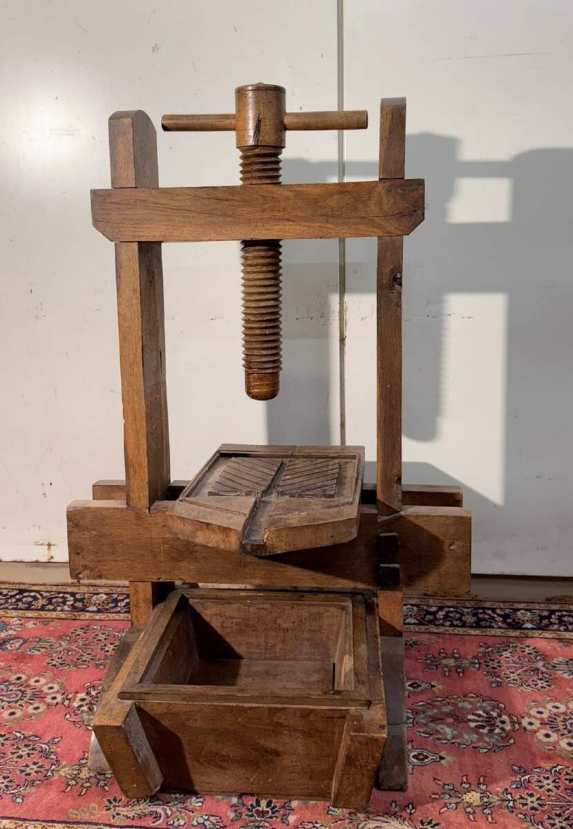 Popular art work: old press from the late 19th century
