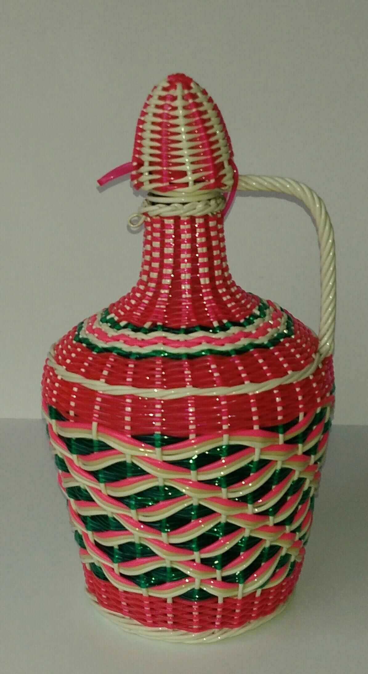Bouteille scoubidou
