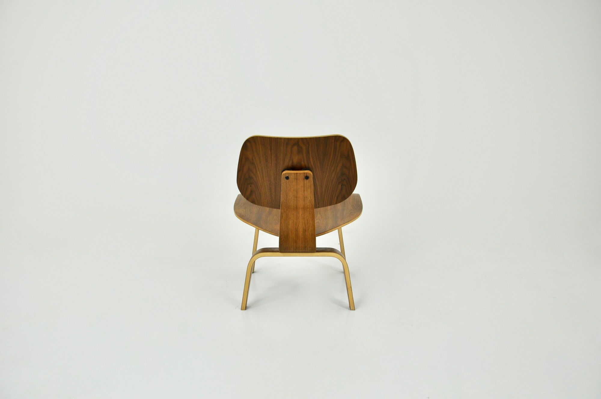 LCW plywood lounge chair By Charles Eames for Herman Miller, 1950S