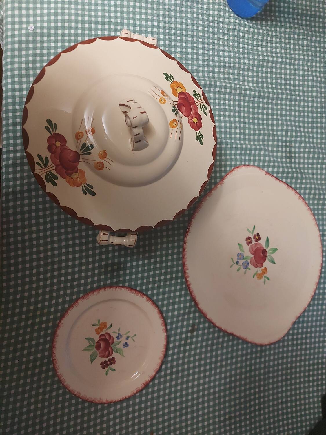Vintage Longchamp earthenware soup tureen, dish and dessert plate set