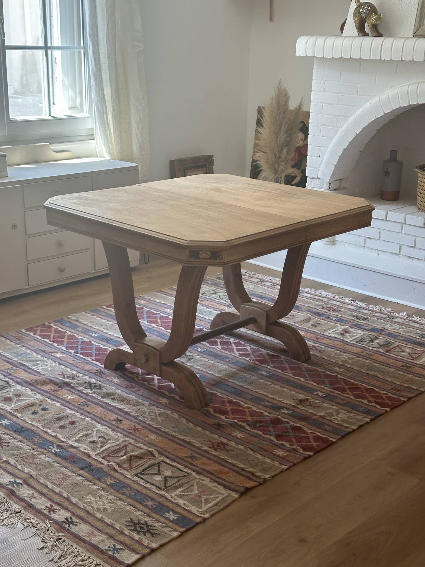 Table à manger Art Déco octogonale en chêne brut