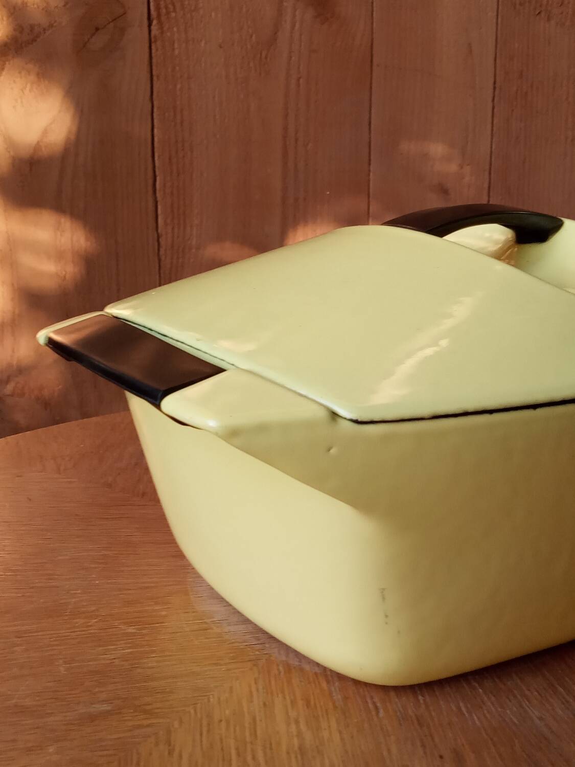 Cocotte lecreuset Coquelle by Raymond Loewy