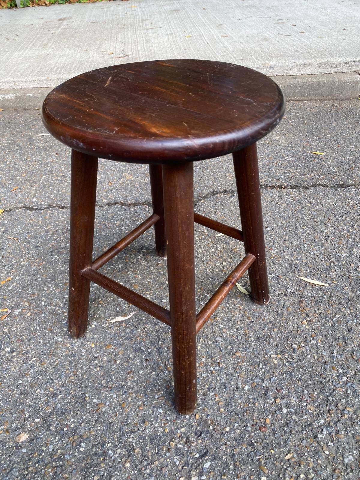 2 vintage solid wood stools — Trayeur / brutalist style