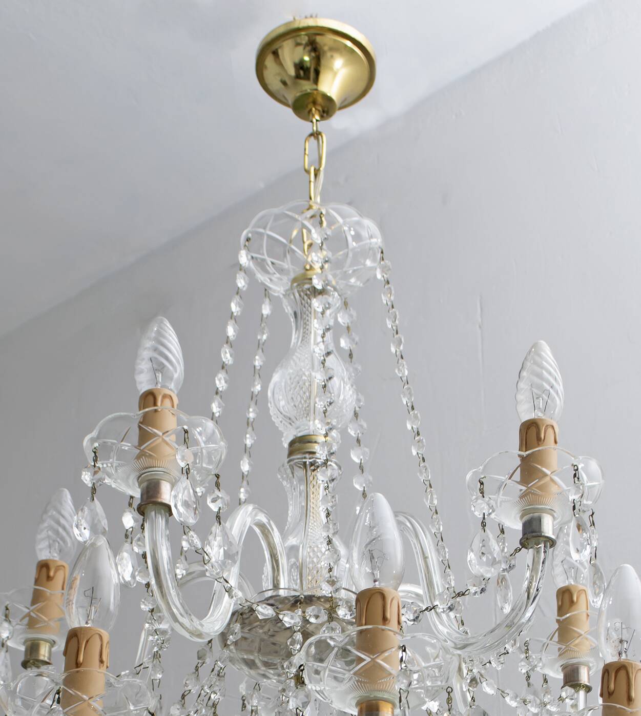 Maria Theresa Mid-Century Modern Italian 15-Light Crystal Chandelier, 1950s