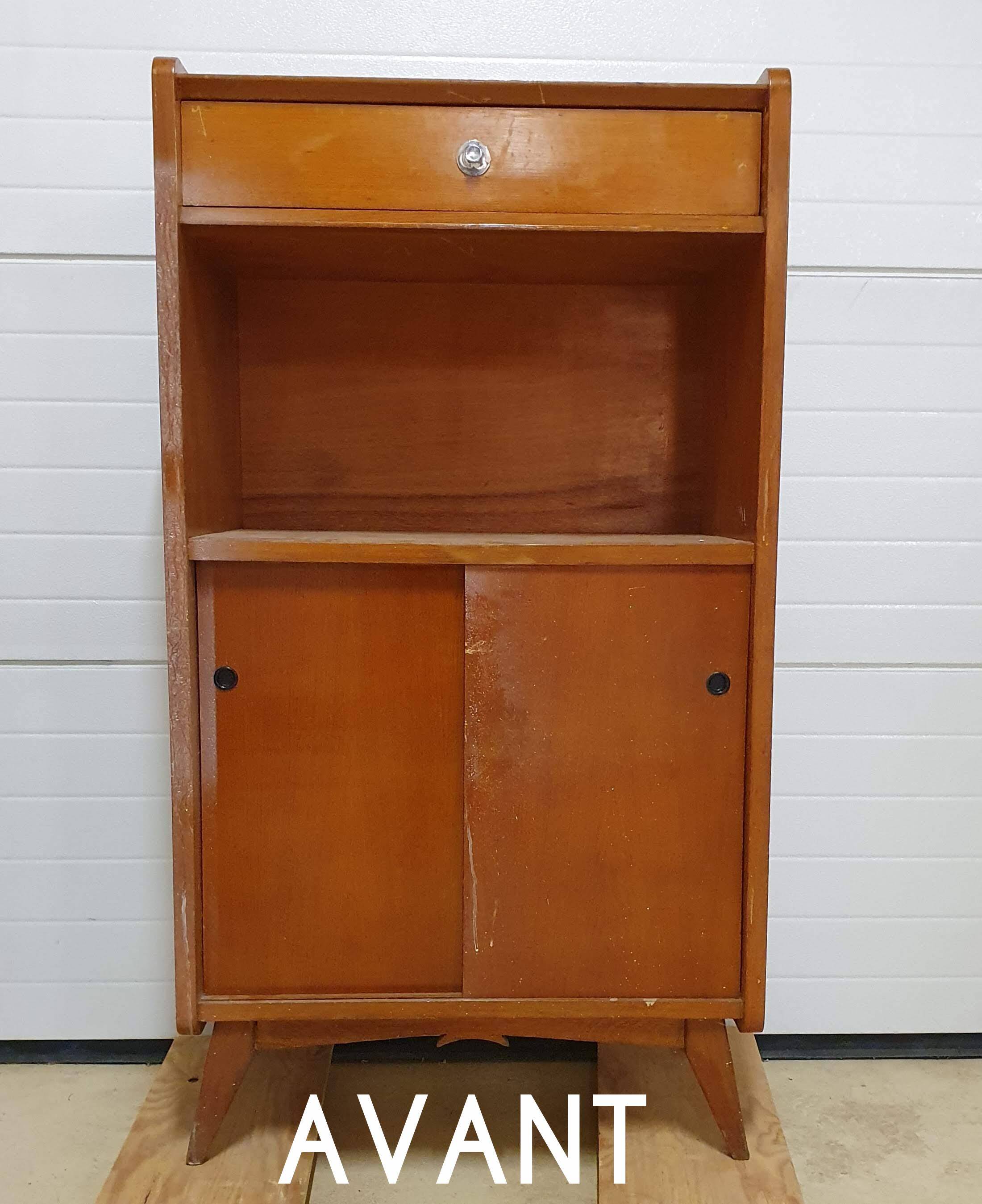 Small secretary buffet