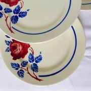 4 vintage dessert plates from K&G Luneville model Chantal 221014.
