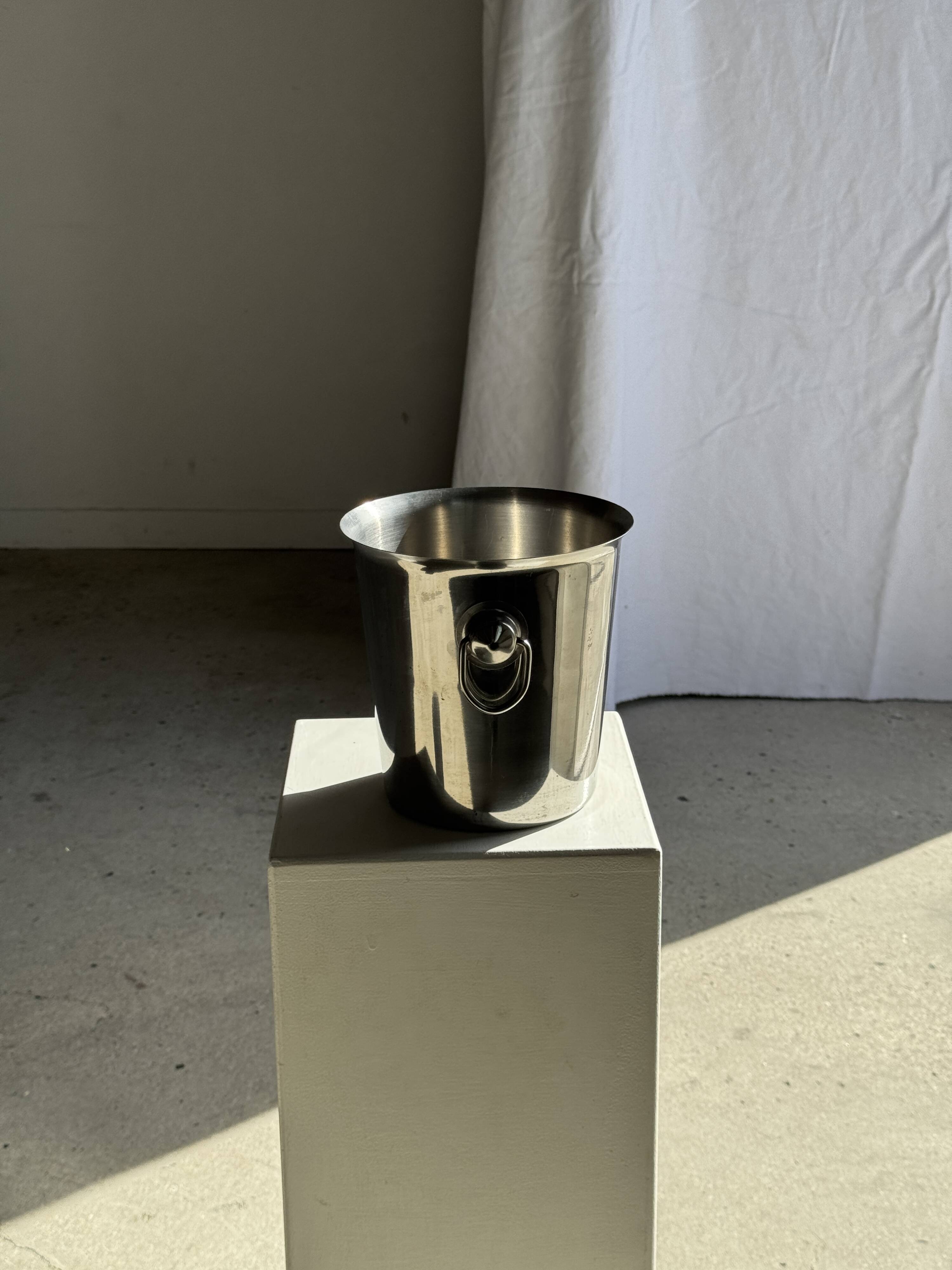 Stainless steel champagne and wine bucket with handle D19 H19