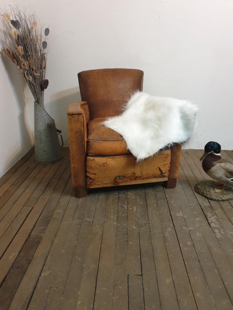 Old club chair - Leather armchair