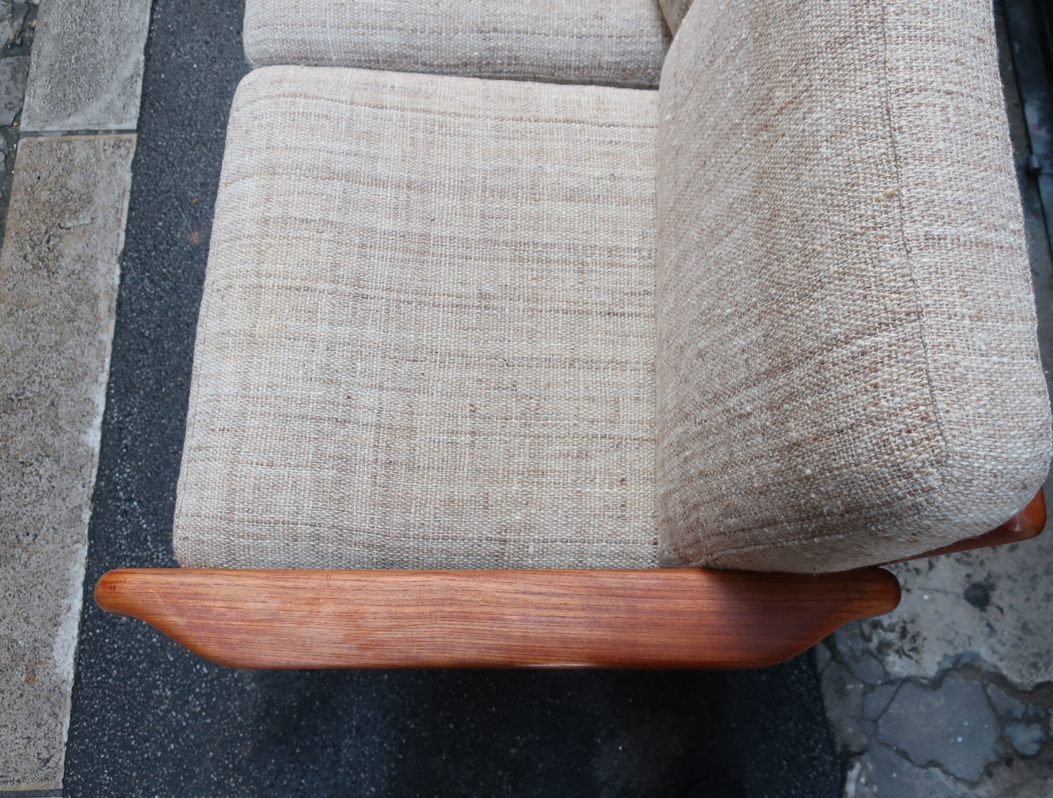 Danish teak sofa from the 1960s edited by Dyrlund