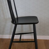 Black Scandinavian chair