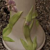 Pot cover with earthenware column