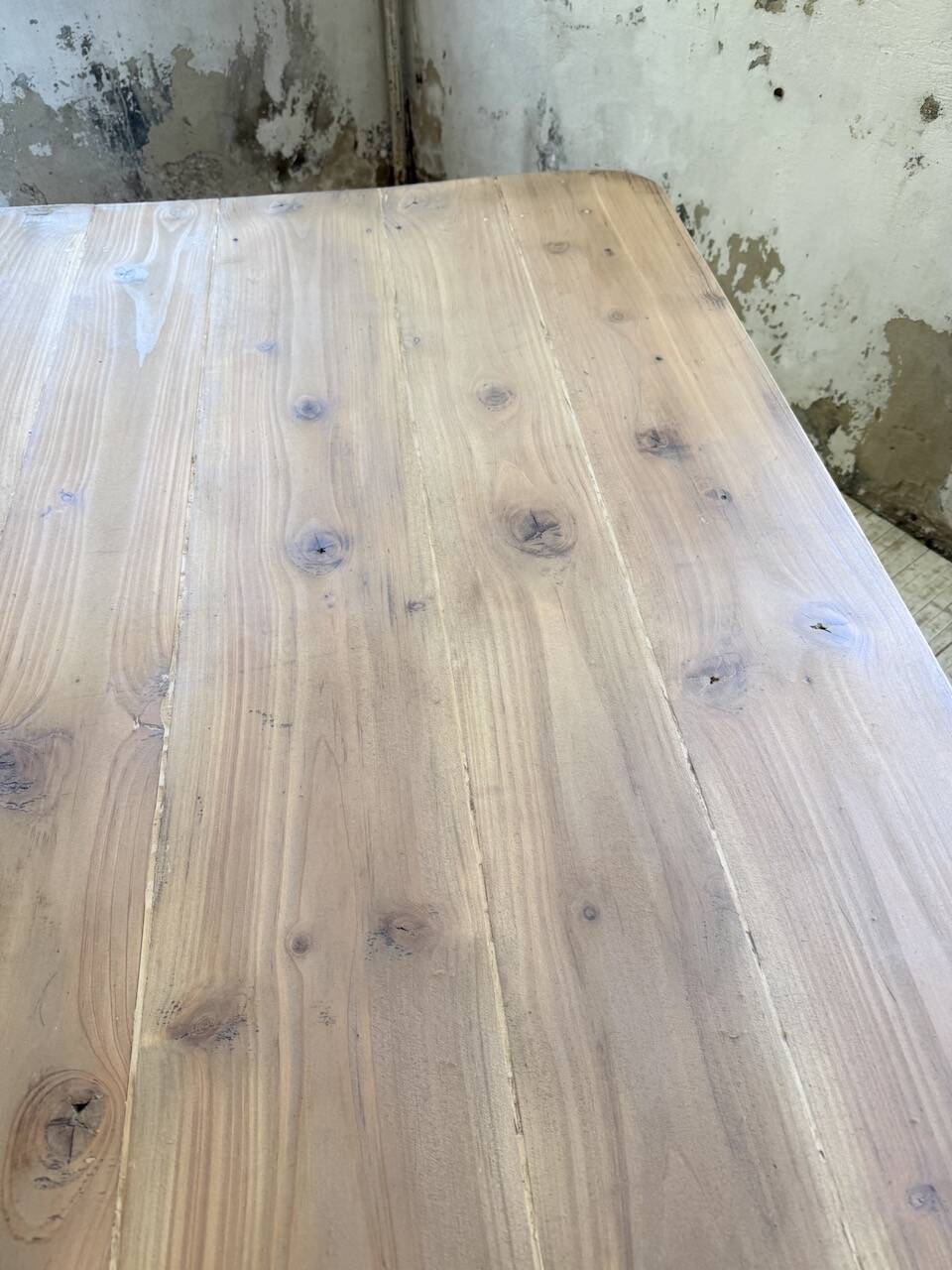 Beech and pine farmhouse table with spindle legs 170 cm