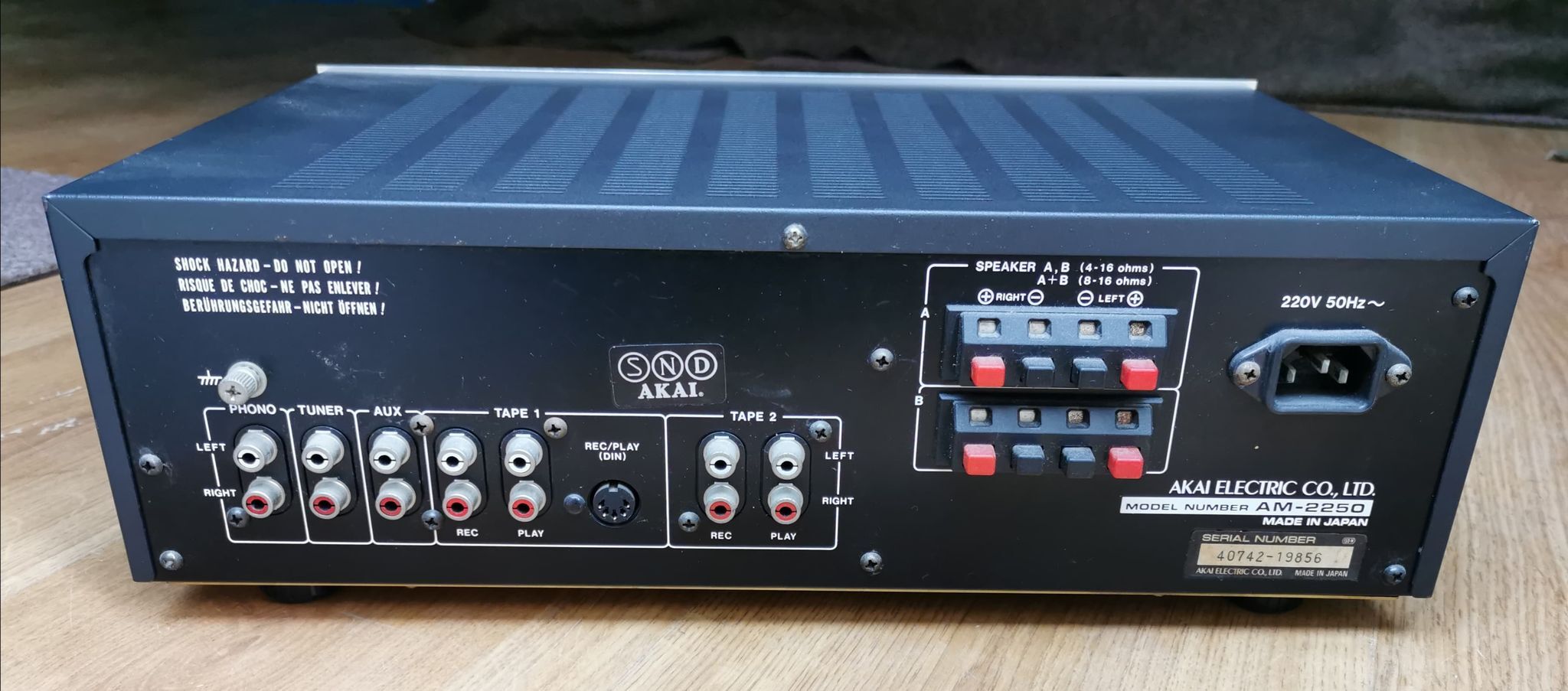 Akai Am Amp-2250