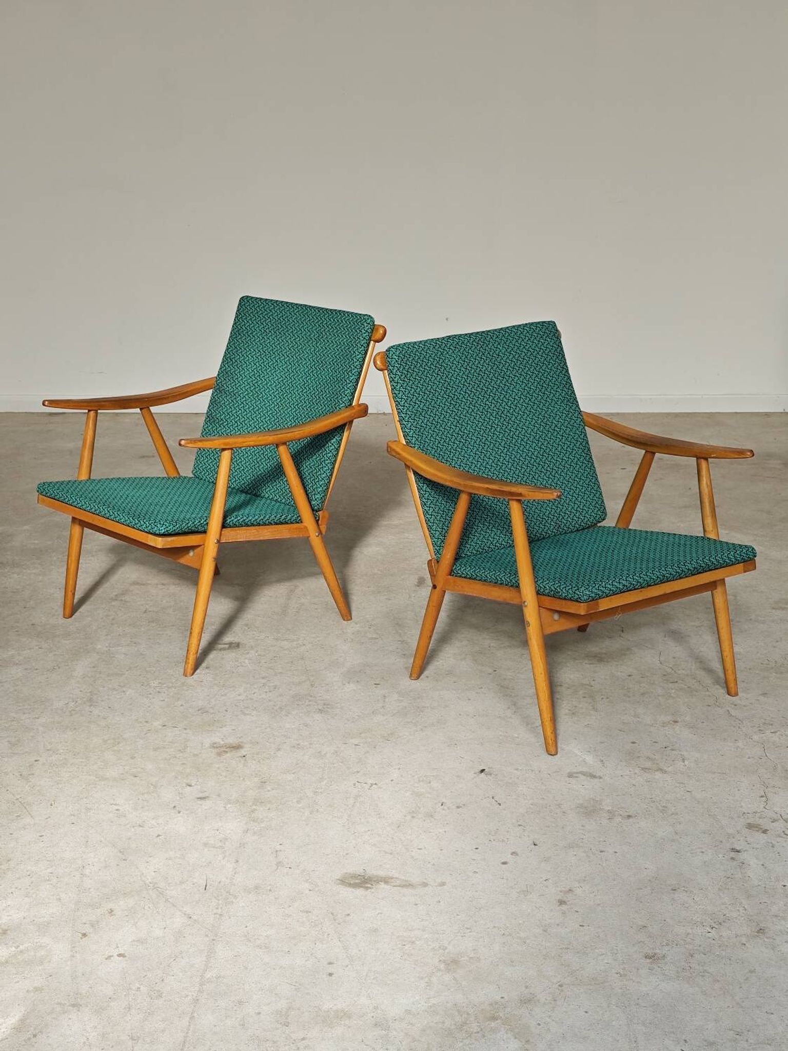 Pair of Thonet Boomerang armchairs by Antonin Suman for TON 1960