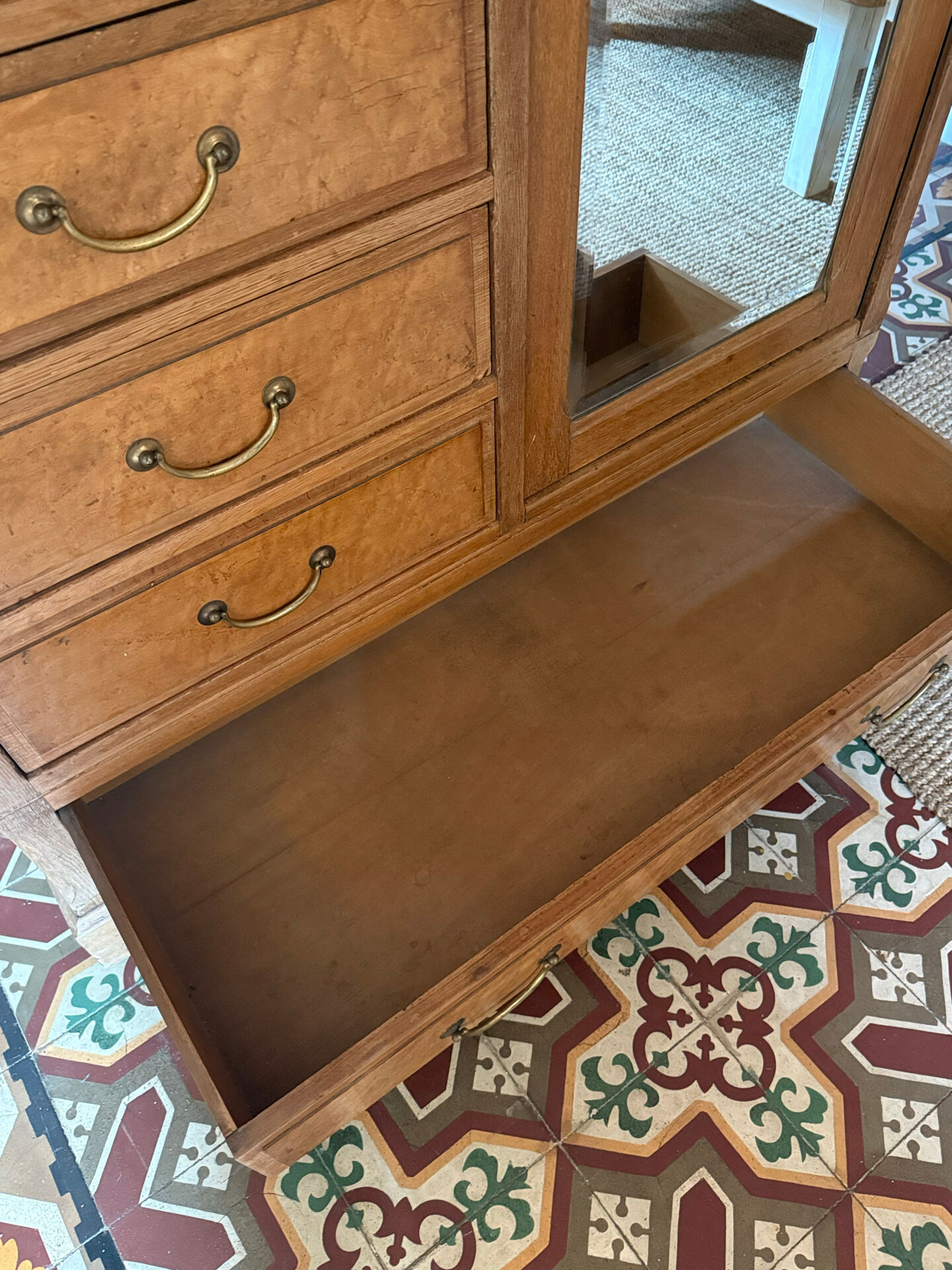 Armoire d’hôtel