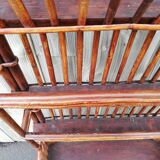 Rattan shelf/shelf carries magazines