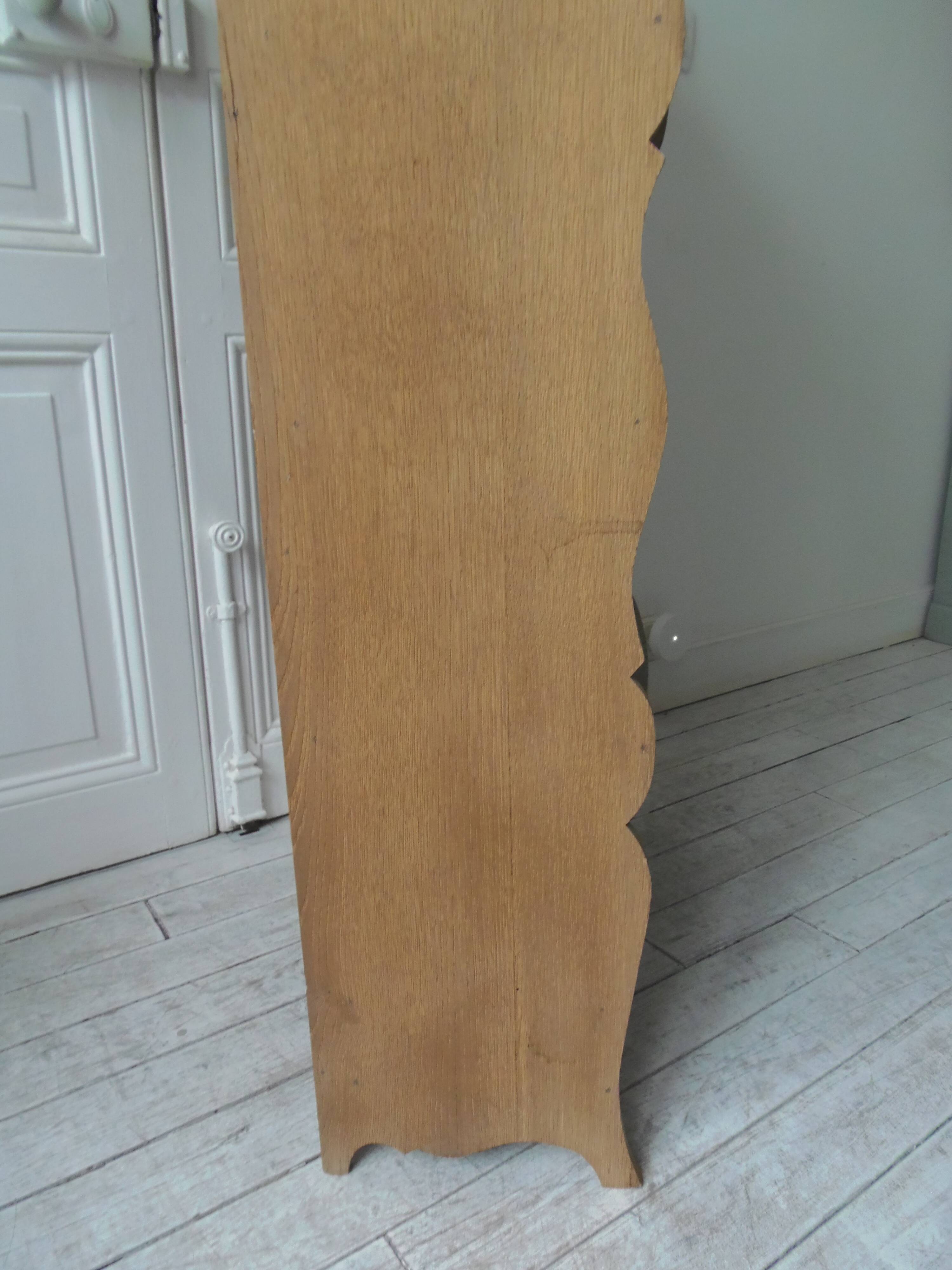 Small vintage bookcase, 5 fixed shelves, interior sublimated in verdigris, waxed finish.