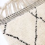 Moroccan Berber carpet Beni Ouarain hallway with black diamonds 2.94x0.85m
