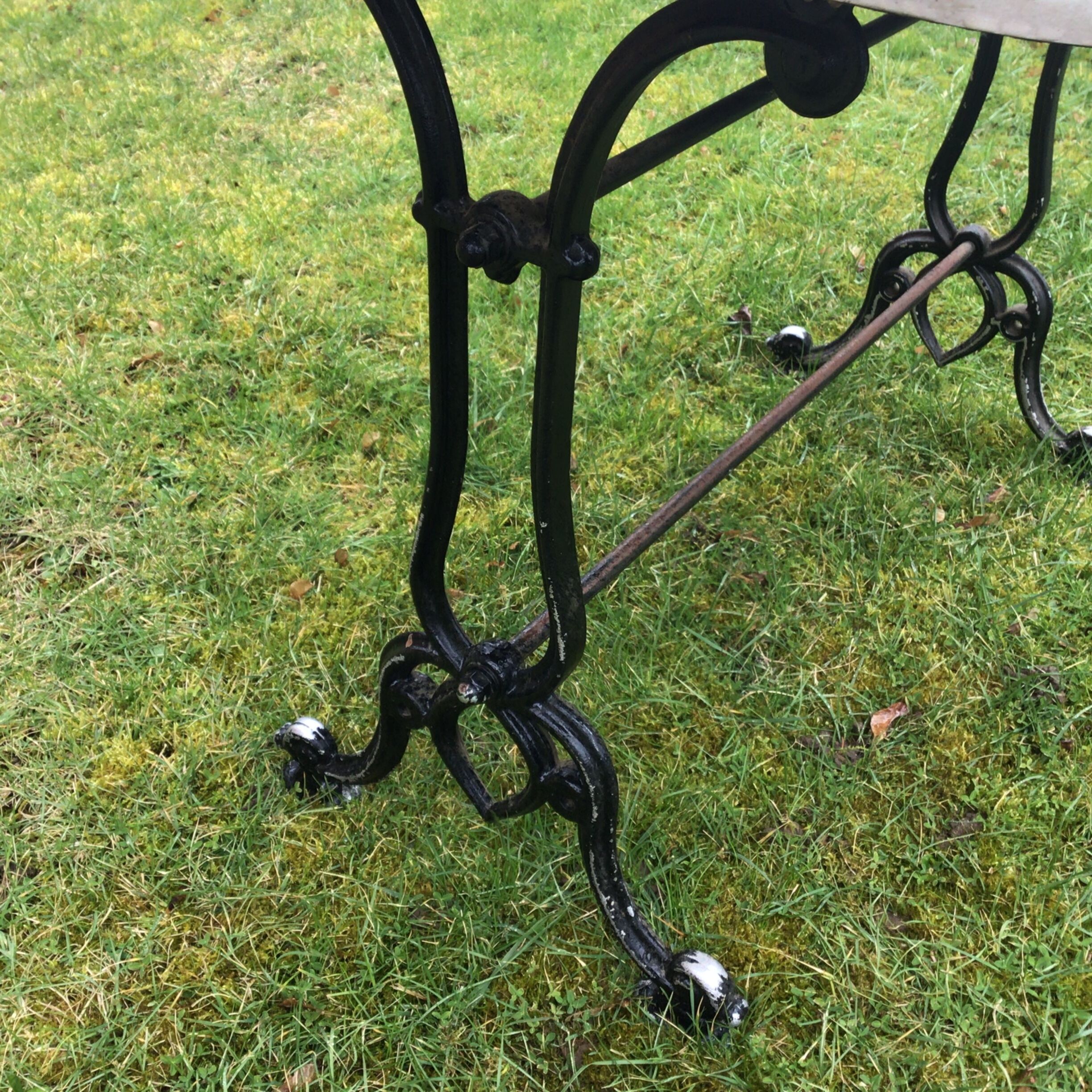 Rectangular bistro table