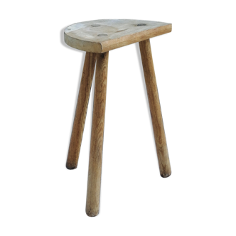Tripod vintage milking stool