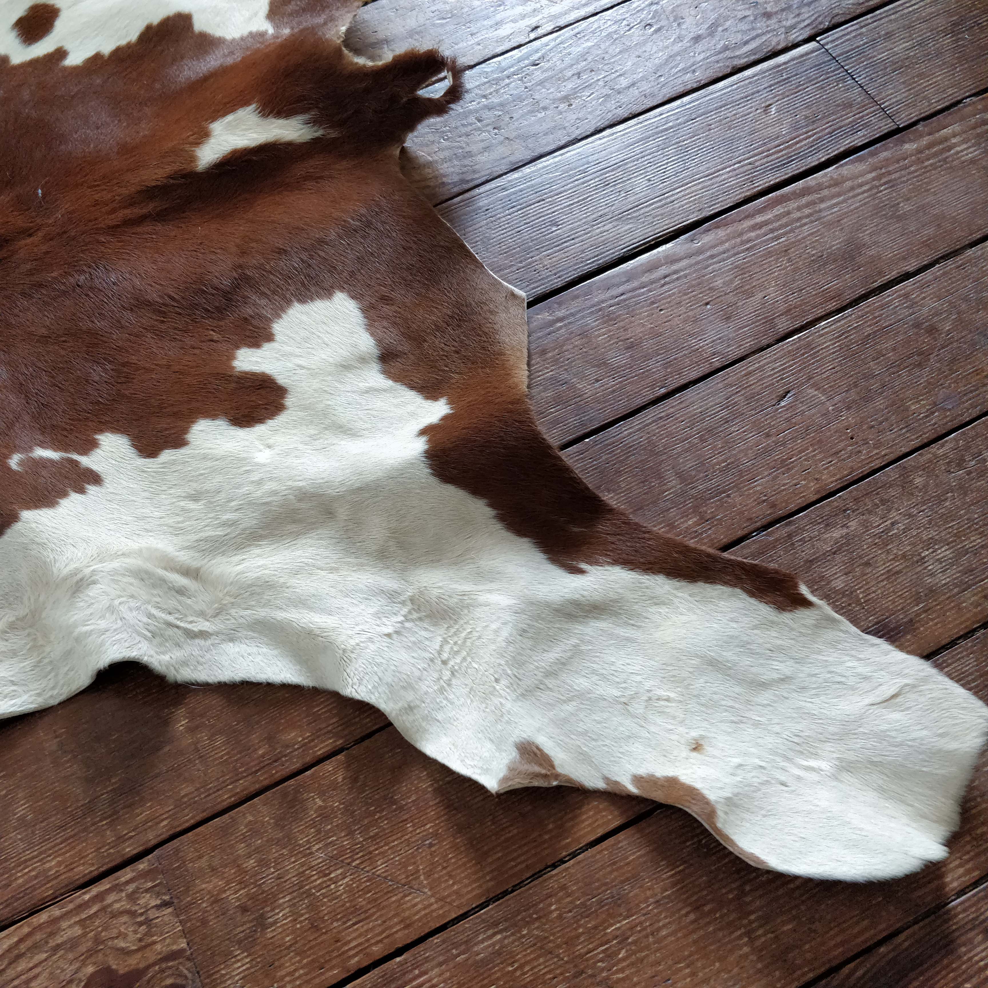 Cowhide skin 90x90cm