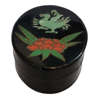 Chinese lacquered jewelry box