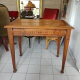 Bureau pieds fuseaux