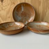 Trio d’assiettes en grès