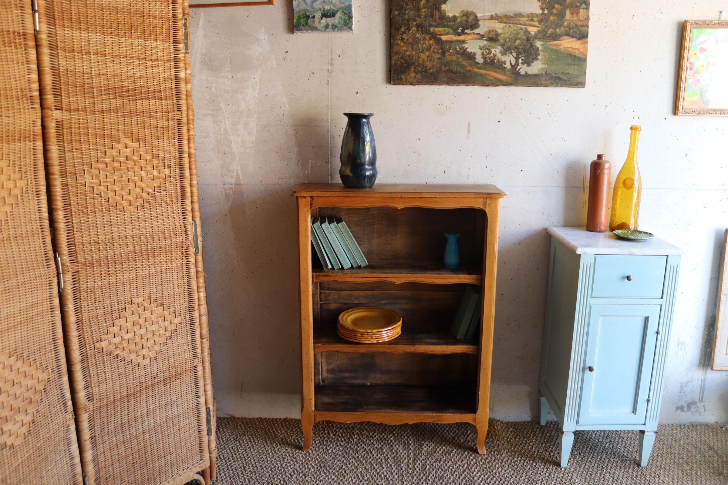 Library / old wooden bibus