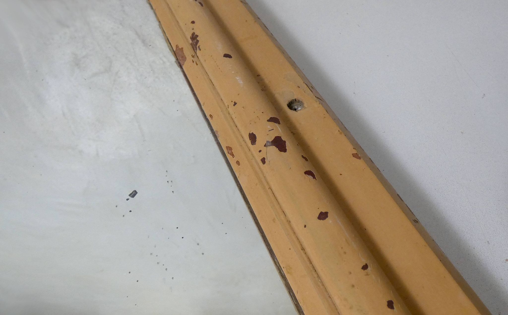 Miroir vintage en bois peint
