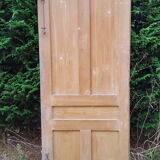 Old molded separation door