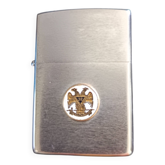 briquet Zippo 1975 à motif maconnique écossais