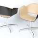 Paire de fauteuils en cuir beige
