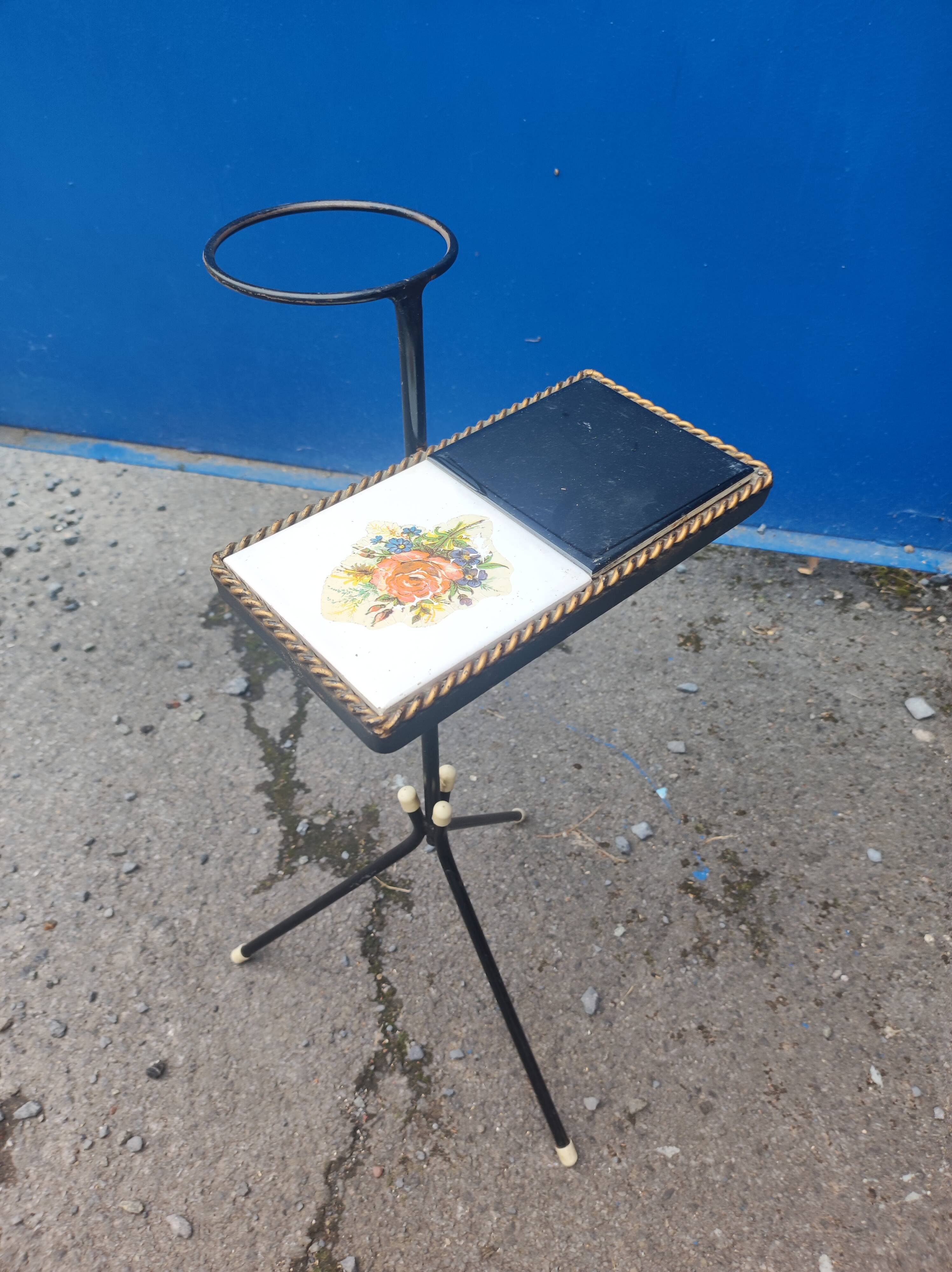 Ashtray door tripod steel and vintage ceramic tiles