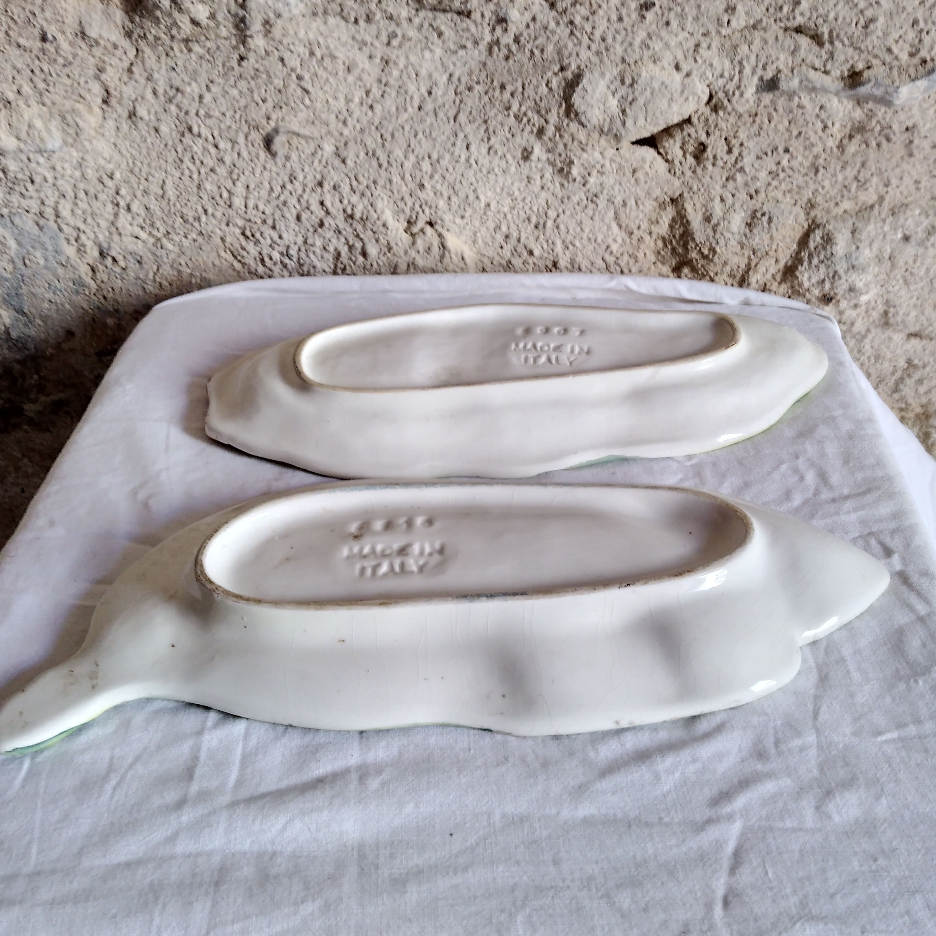 Pair of ramekins in italian dabbling