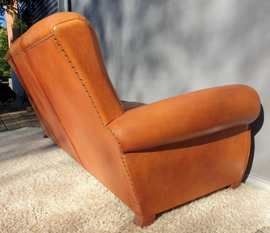 Sofa club leather 3 places buttoned back finish studded and velvet